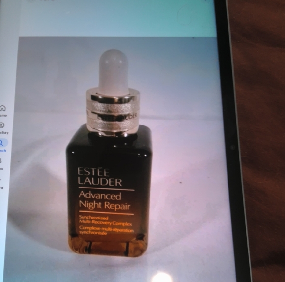 Estee Lauder Advanced Night Repair Serum - Black and Silver - Picture 1 of 2